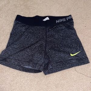 Nike Pro